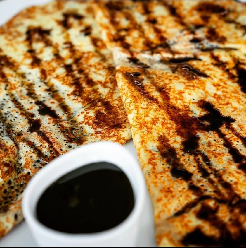Pannenkoeken met chocoladesaus
